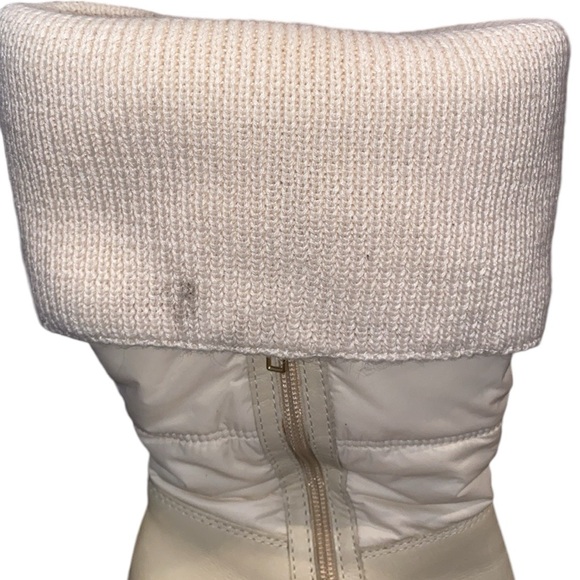 UGG® AUSTRALIA LEONA 1944 PALE
CREAM WEDGE BOOTS SIZE 12 - Picture 11 of 13